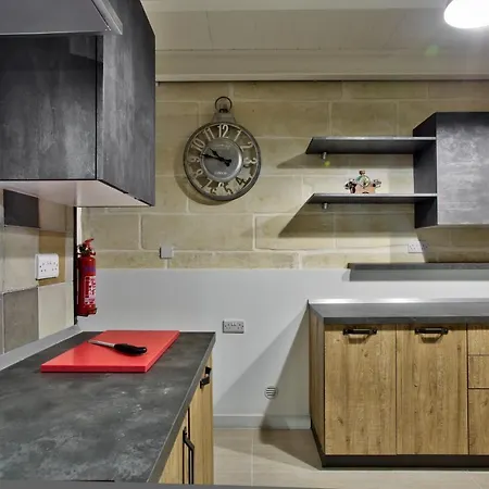 Chateau La Vallette - L-ghorfa Pensión *