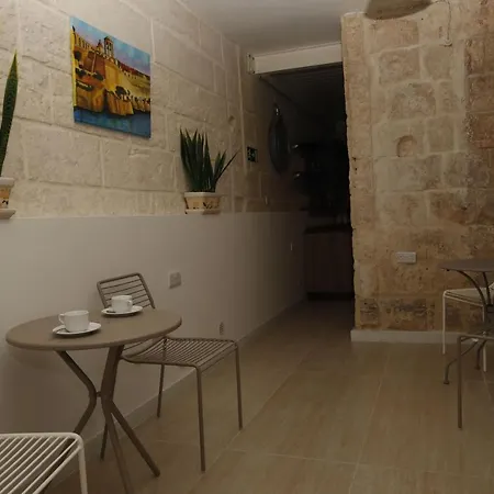 Chateau La Vallette - L-ghorfa Guest house